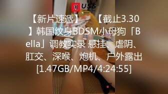 景区女公厕偸拍各种高质量气质小姐姐方便