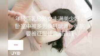  绝对精彩！新晋00后姐妹花！双头龙女同互插，两个美乳超级嫩，双头龙骑乘位猛插