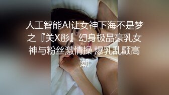   一个人玩两妞全程露脸交大鸡巴，看两骚妹子亲嘴玩奶又抠逼淫水好多