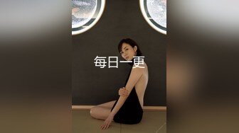 ❤️❤️爆乳小姐姐，浴室洗完骚逼，被炮友猛干，无毛骚穴一顿操，骑乘位抽插，爽的娇喘呻吟不断