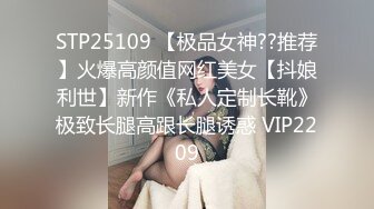 果贷美女特别版稍有肉感大奶妹子郑晓莺为了借款跳骚舞 浴室摸逼自慰表情很是诱惑